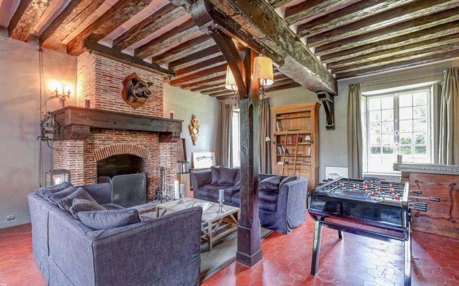 Le Manoir De Villefermoy Les Ecrennes Luaran gambar
