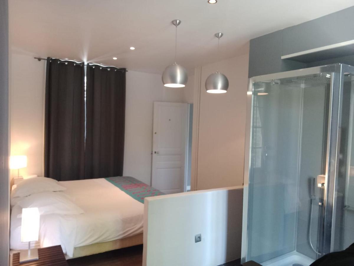 Le Manoir De Villefermoy Les Ecrennes Luaran gambar
