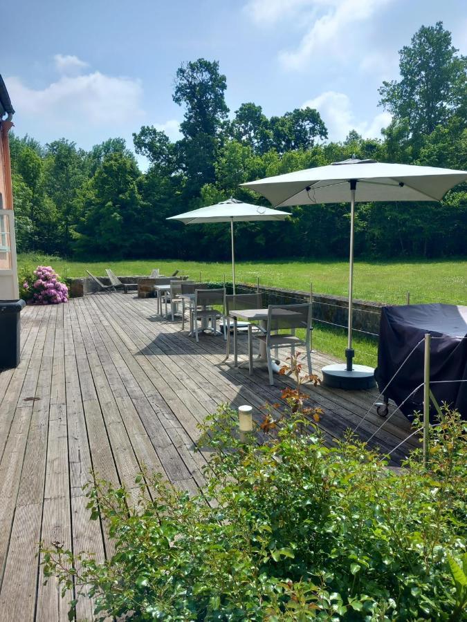 Le Manoir De Villefermoy Les Ecrennes Luaran gambar