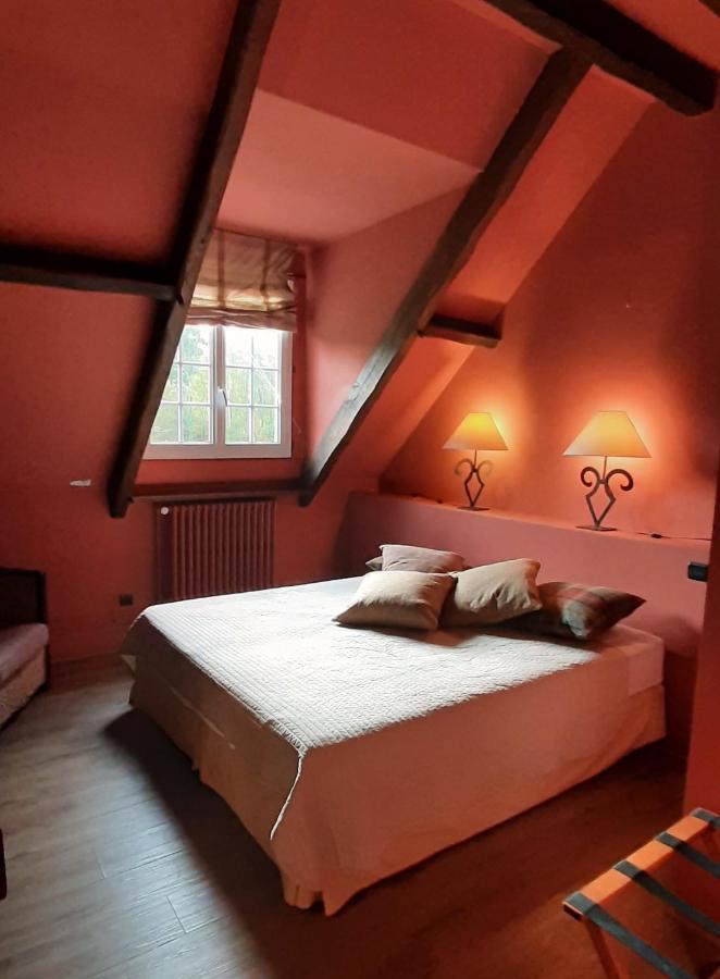 Le Manoir De Villefermoy Les Ecrennes Luaran gambar